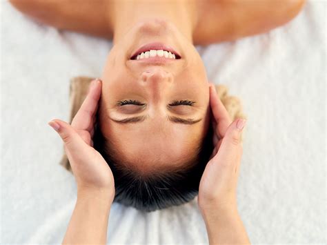 Sinnliche Ganzkörpermassage Erotik Massage Chavannes
